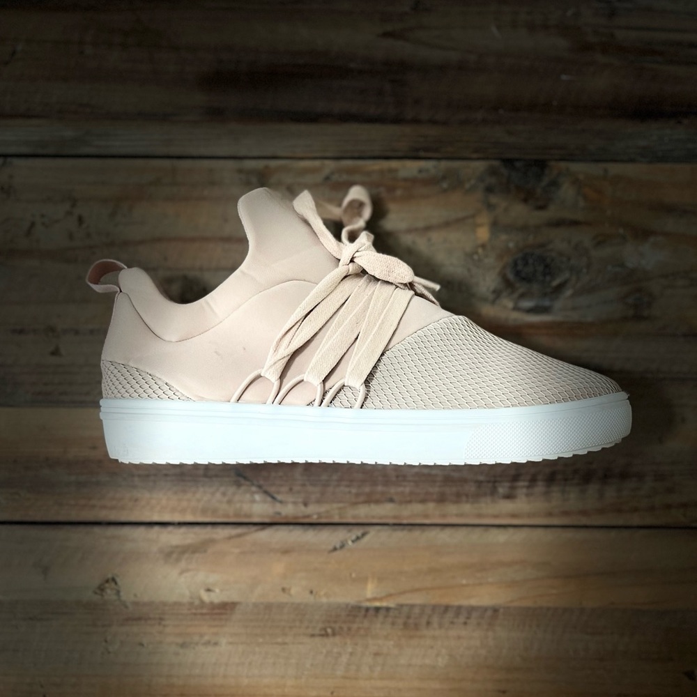 Women’s Steve Madden Lancer Sneaker
